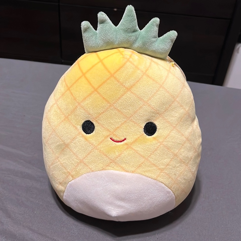 maui squishmallow 8in